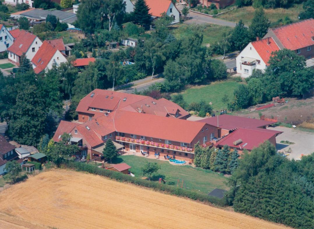Ferienhof Meyer Landhotel Petershagen Exterior photo